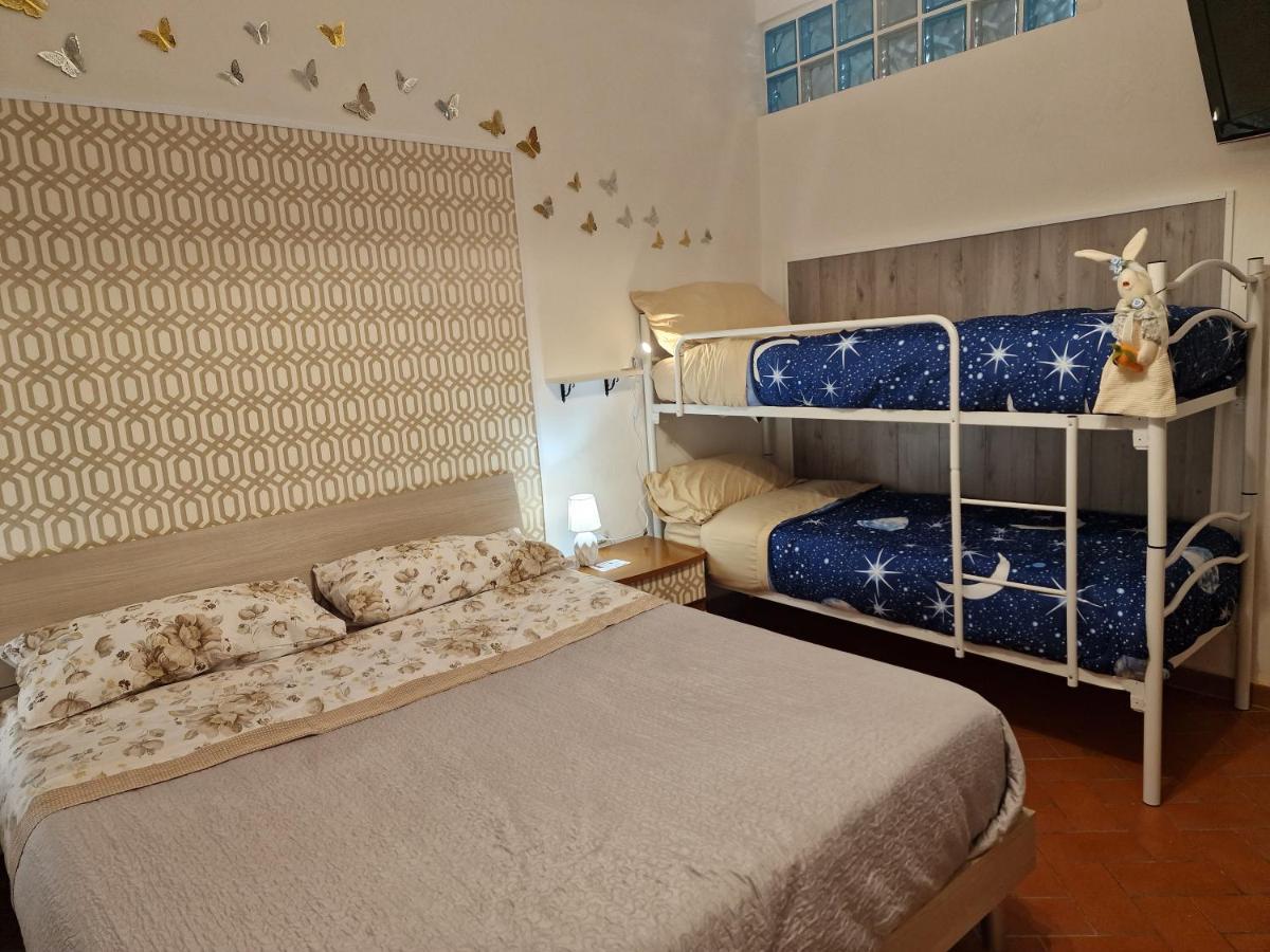Casa Mille Baci Con Parcheggio Apartment Livorno Exterior photo